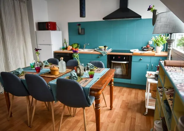 Duplex Equipe, Proche Centre-ville Colmar, Parking